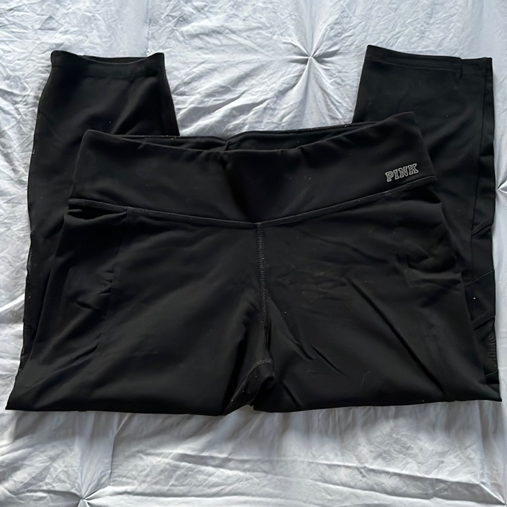 PINK Black 3/4 Yoga Leggings